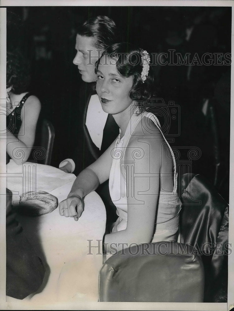 1935 Press Photo Miss Ann Mitchell at a party for radio stars - neb05344 - Historic Images