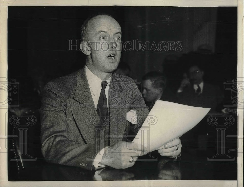 1934 Press Photo Air Mail chief Earl Wadsworth testifies at hearing - Historic Images