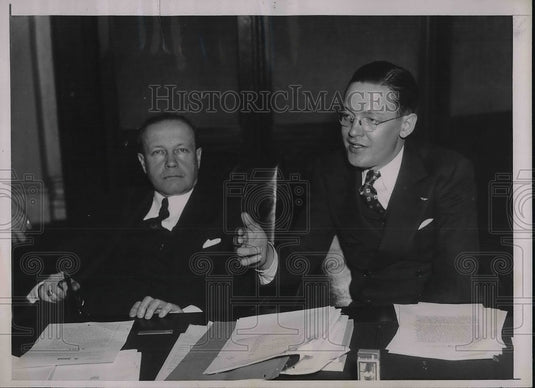 1936 Press Photo Sen. Robert Bulkley & Paul Porter, Exec. Asst. to Chester Davis - Historic Images
