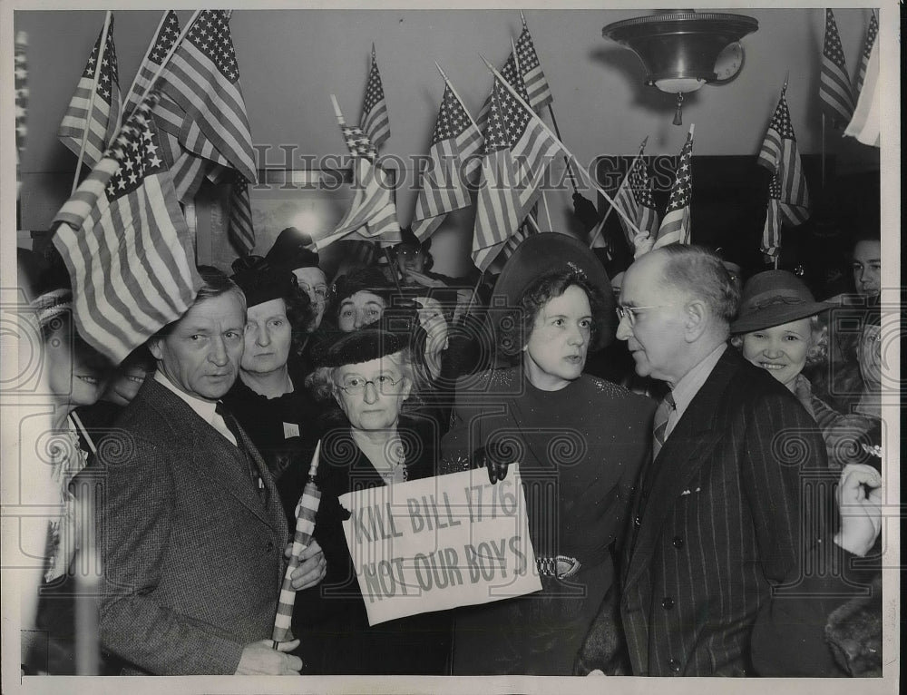 1941 American Mother&#39;s Crusade Protesting H.R. 1776 - Historic Images