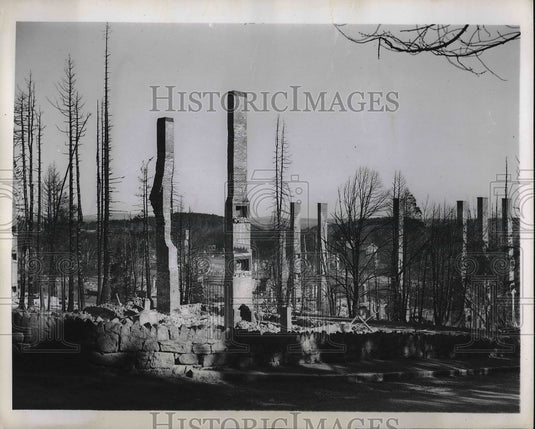 1947 Press Photo Once Beautiful Malvern Hotel Destroyed by Fire - Historic Images