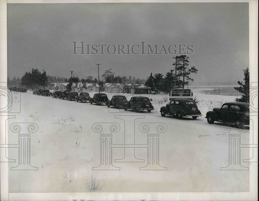1943 Press Photo OPA Officials in Michigan - Historic Images