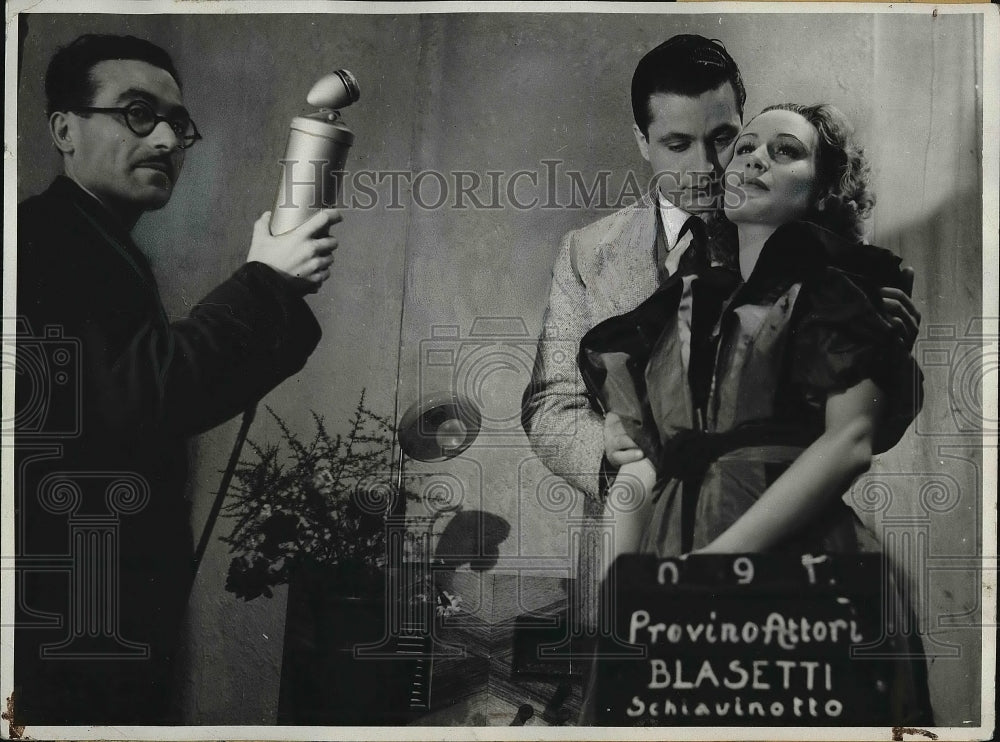 1939 Elena Zareschi In Love Scene, Italian Movie School  - Historic Images