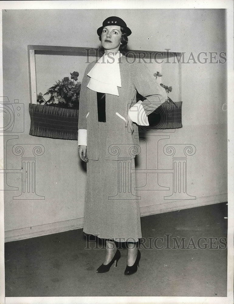 1933 Press Photo Mis Betty Hubbard Jr League Girl-Historic Images