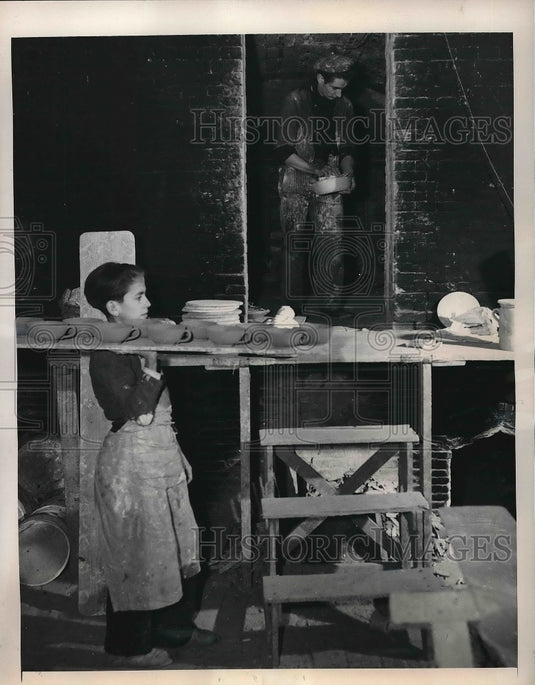 1949 Charles Rocchia, 14-year-old Apprentice-Historic Images