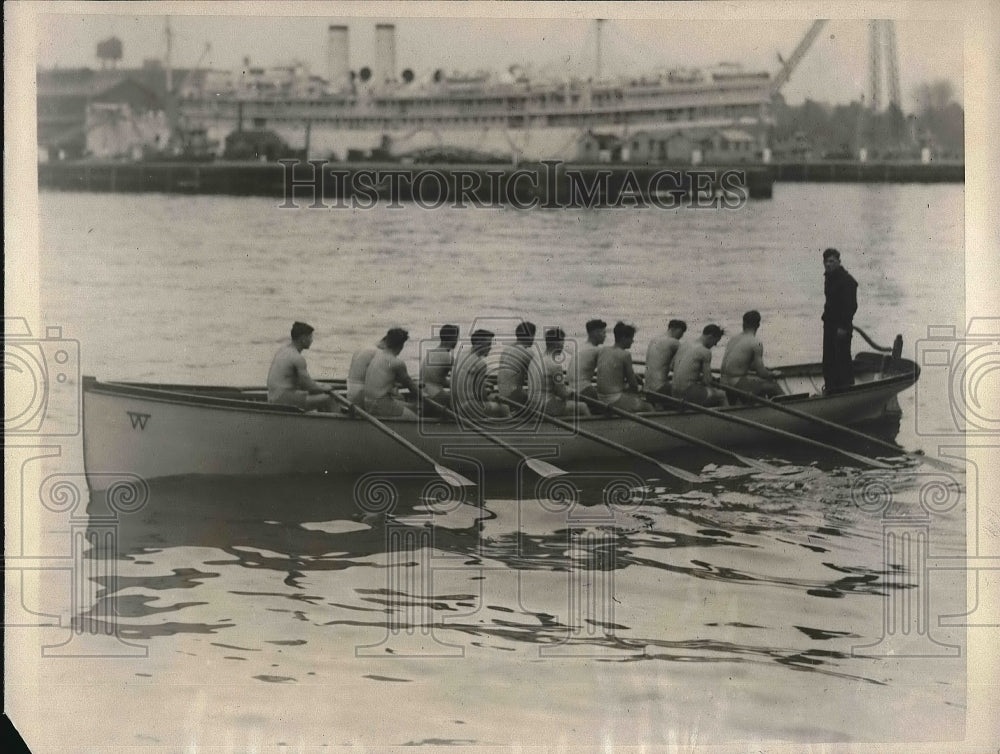 1923 Cutter and Crew of USS Wyoming in Philadelphia-Historic Images