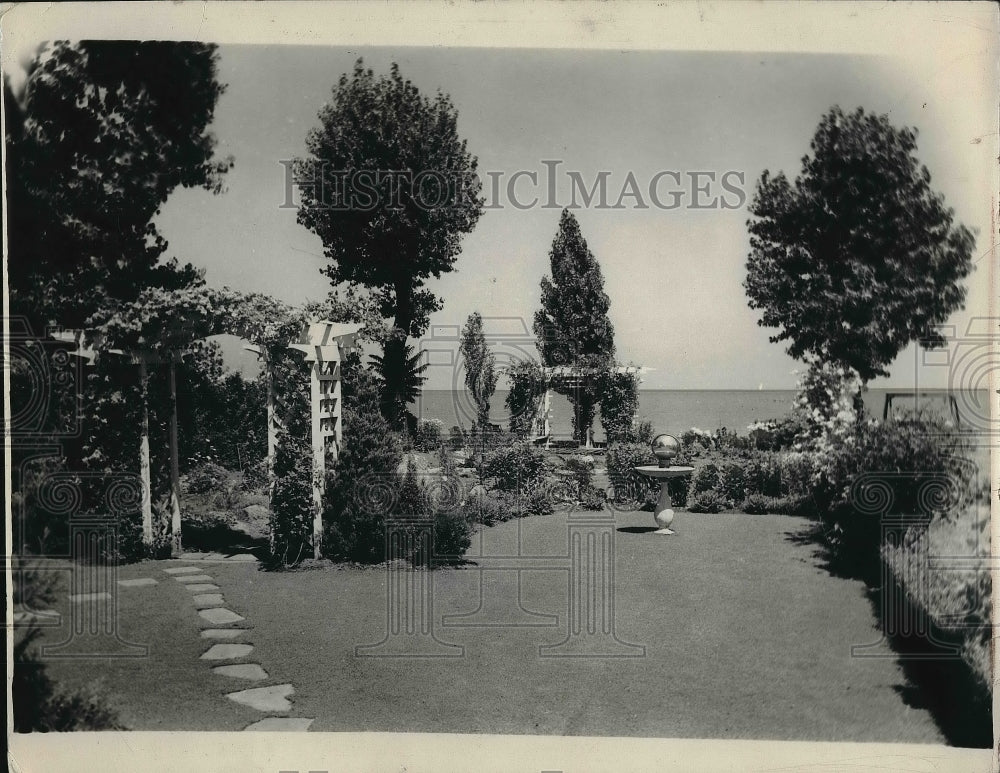 1938 Press Photo Layout of a Flower Garden - Historic Images