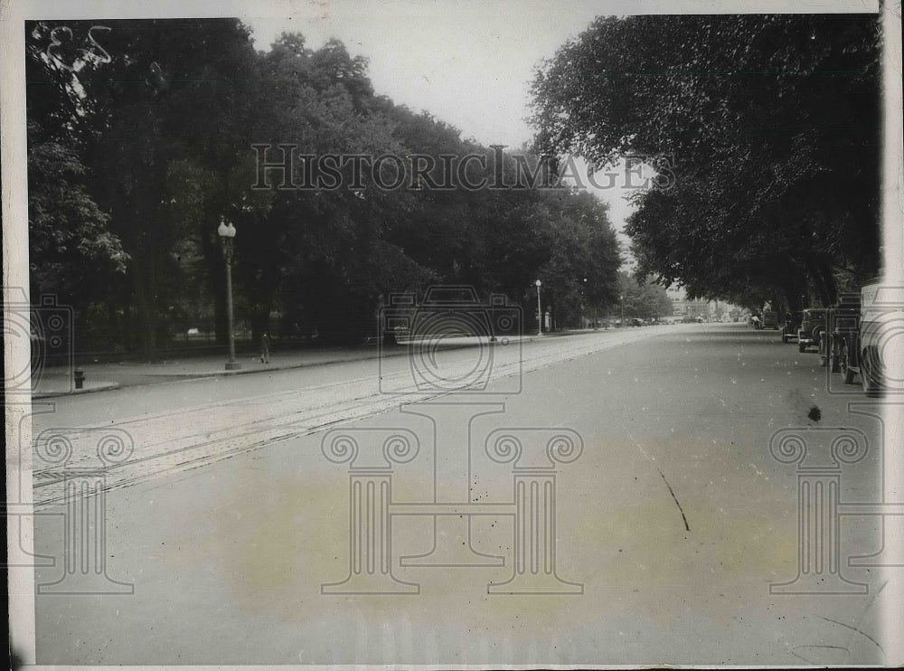 1932 Press Photo Street in front of the White House after it was cleared - Historic Images