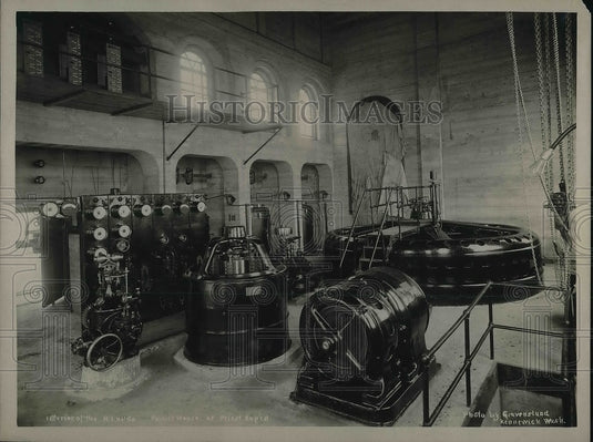 1923 Unknown-Historic Images