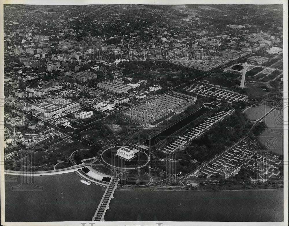 1961 Aerial View of the Washington.-Historic Images