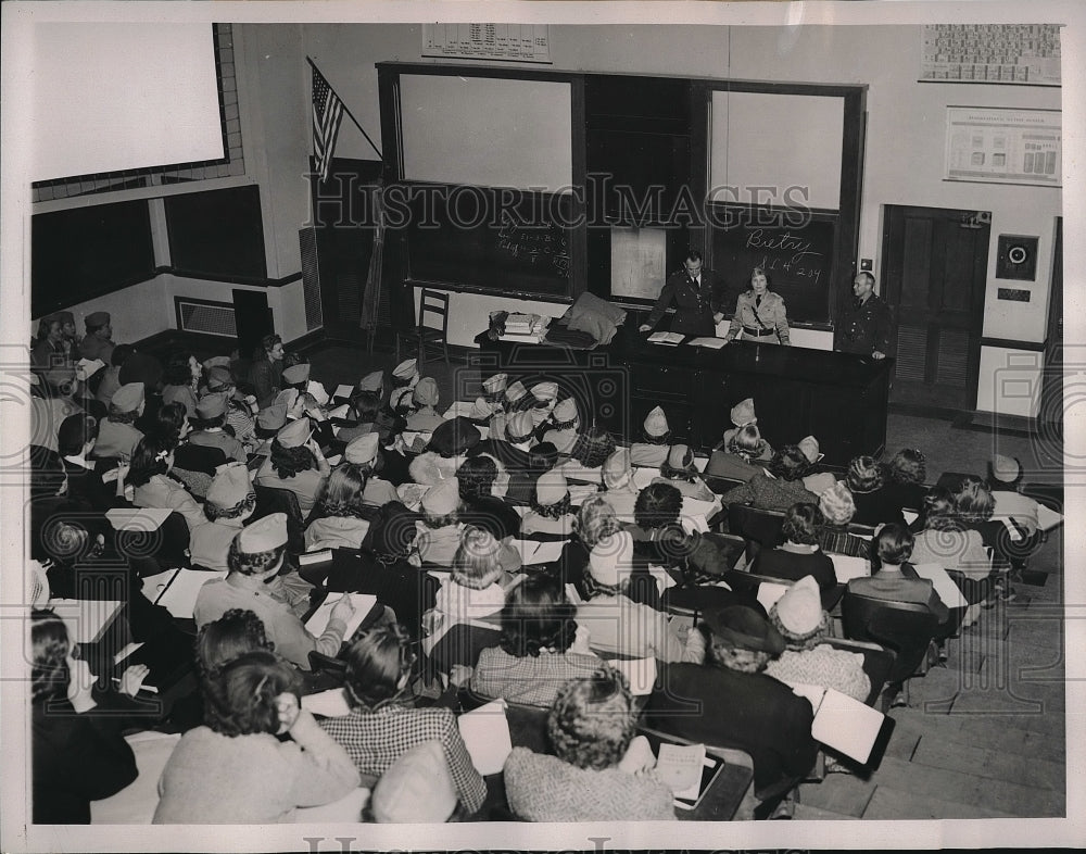 1941 LA, Calif. Col C Zeno Holt,Mrs DH Bell &amp; WACs courses-Historic Images