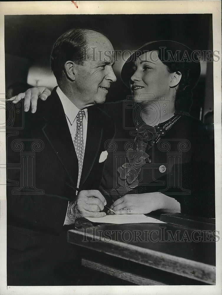 1936 Press Photo Comdr J Stuart Blackton, producer &amp; bride Mrs E Russell - Historic Images