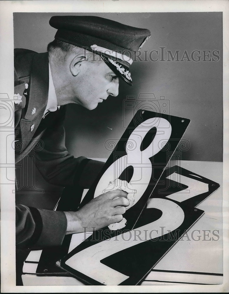 1958 Wayne, Pa Lt Col L Maitland Blank at Valey Forge Academy - Historic Images