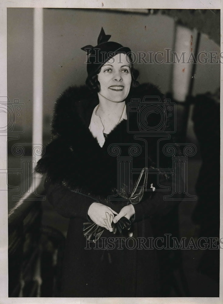 1935 Press Photo Elsa Sittell, NY girl spent 10 days in German prison for insult - Historic Images