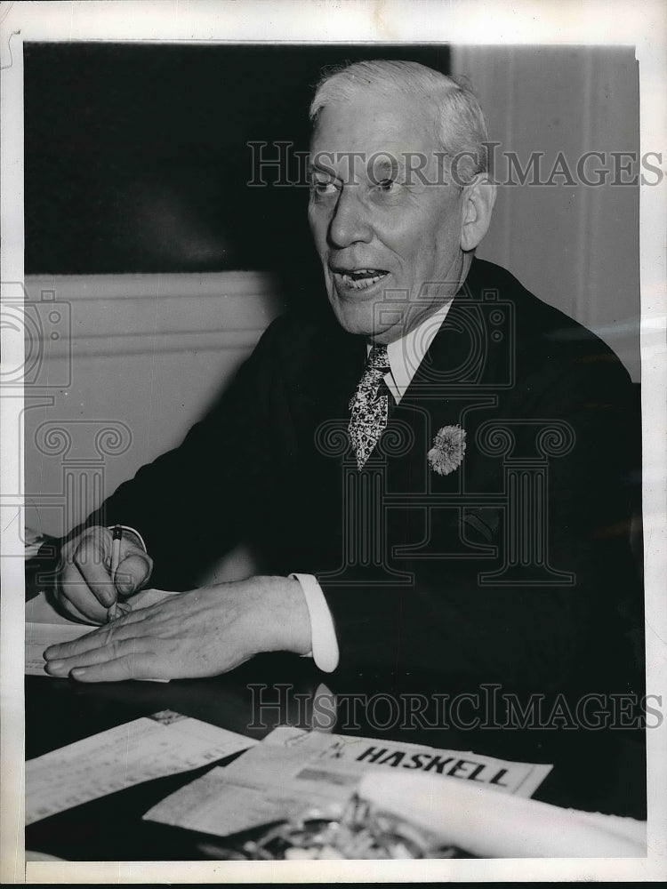 1943 Press Photo Lt. Gen. William N. Haskell Concedes Election - neb09640-Historic Images