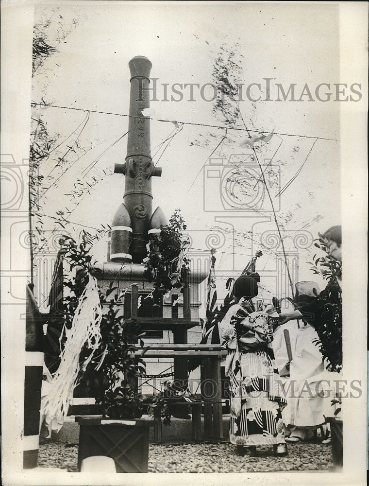 1929 monument of Emperor Meiji of Japan unveiled - Historic Images