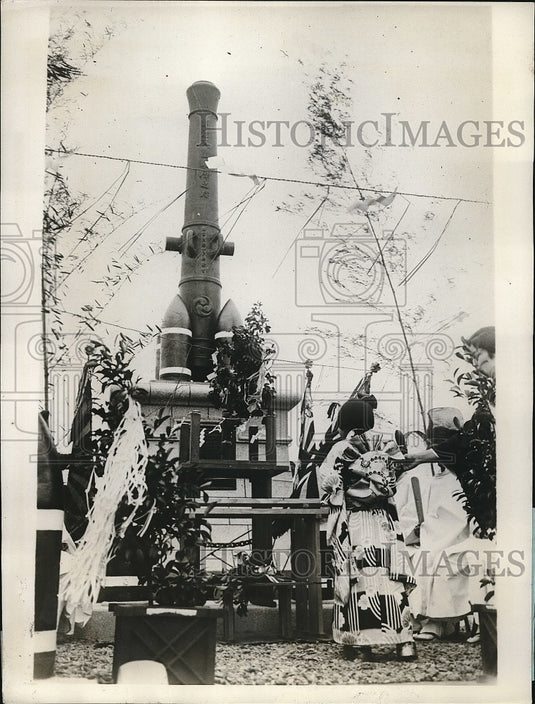 1929 monument of Emperor Meiji of Japan unveiled - Historic Images