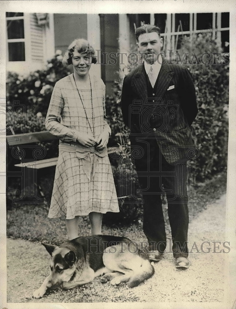 1929 Miss Elizabeth Tilley, Daughter of Ambassador, Captain Cwyn - Historic Images