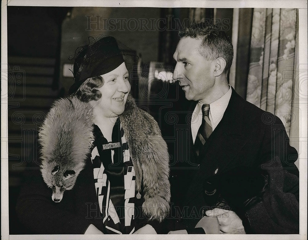 1938 Mr &amp; Mrs August Holcinger, witnesses worked for Col Green - Historic Images