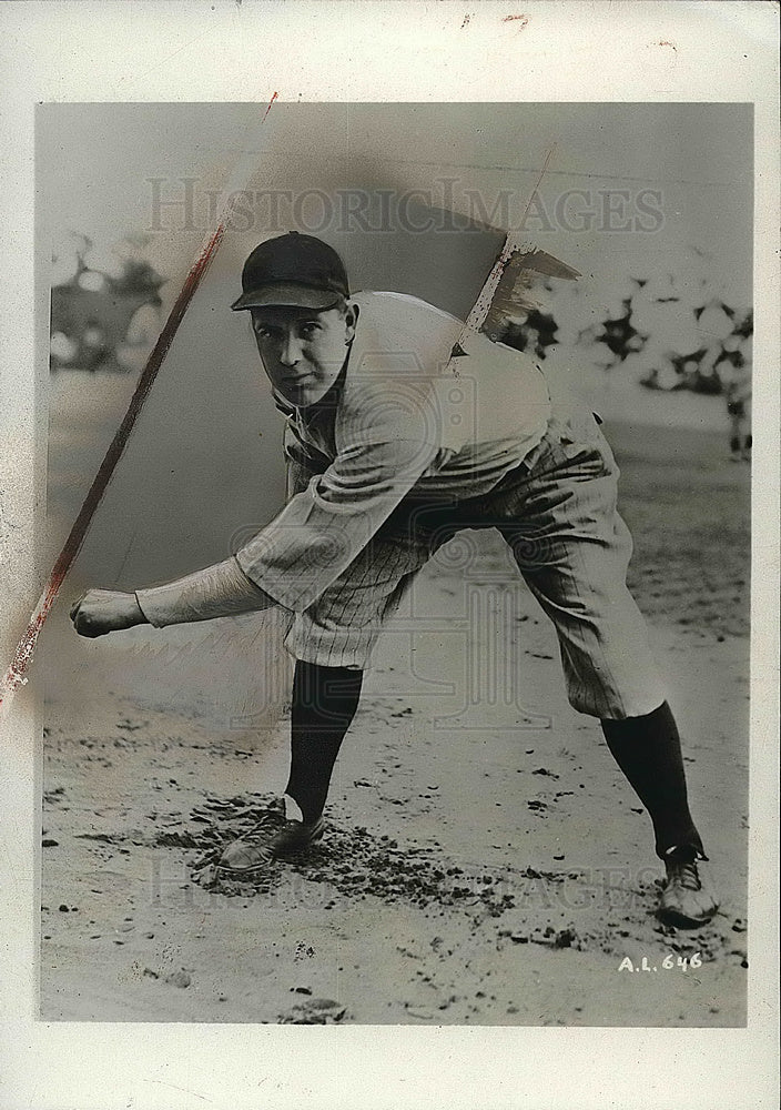 1934 Carl Fischer pitcher for Detroit - Historic Images