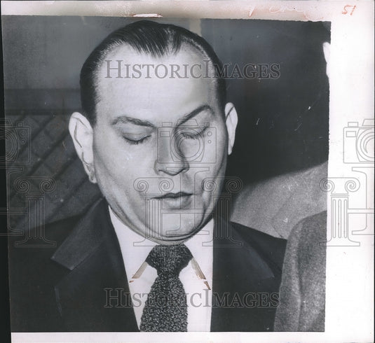 1954 Press Photo Hall wearing suit and tie - Historic Images