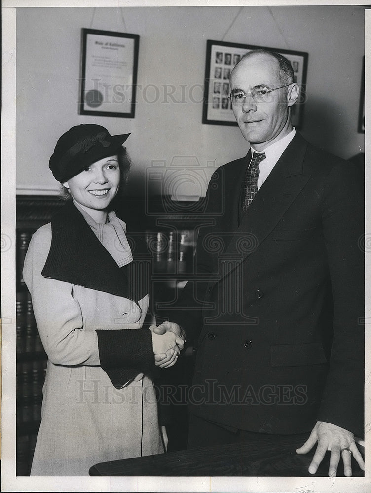 1934 Press Photo Mildred Stone Singer Actress Judge Marshall McComb Los Angeles - Historic Images