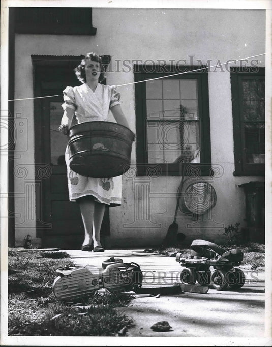 1950 Press Photo Mrs. Bernadette Sibli Washington DC-Historic Images