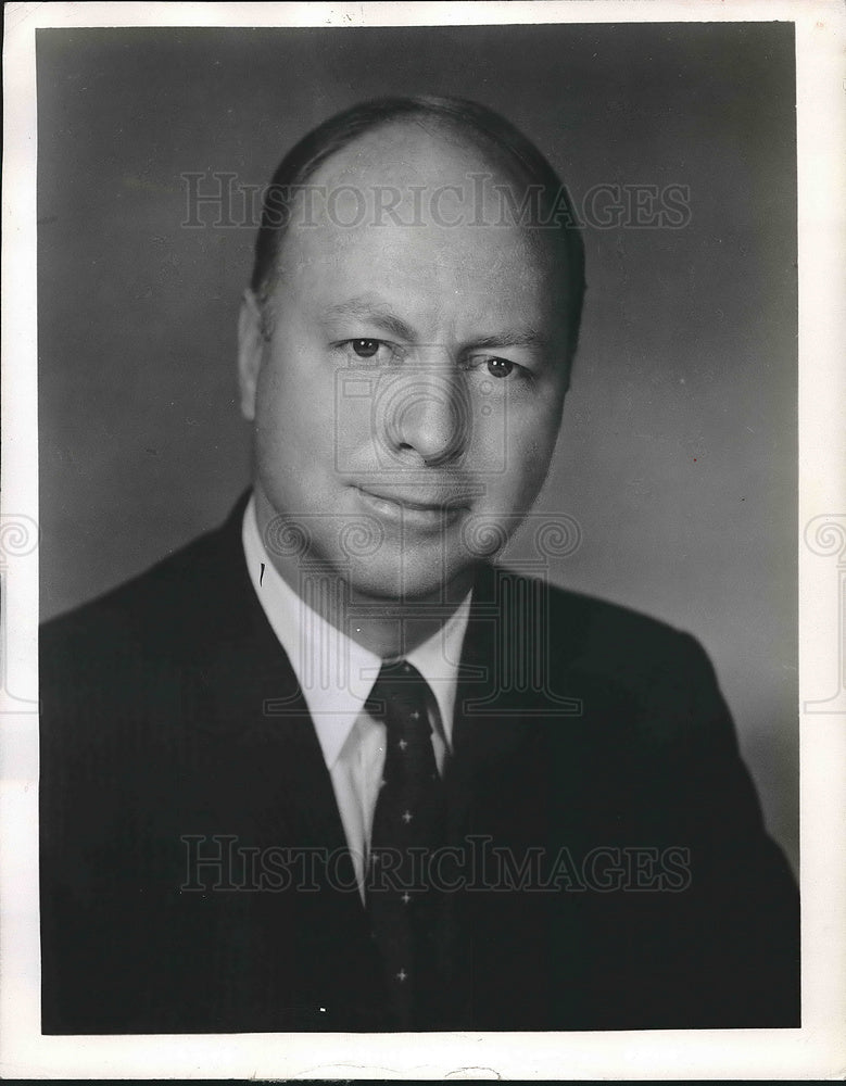 1961 Press Photo Elmer B. Staats, Deputy Director , Bureau of the Budget - Historic Images