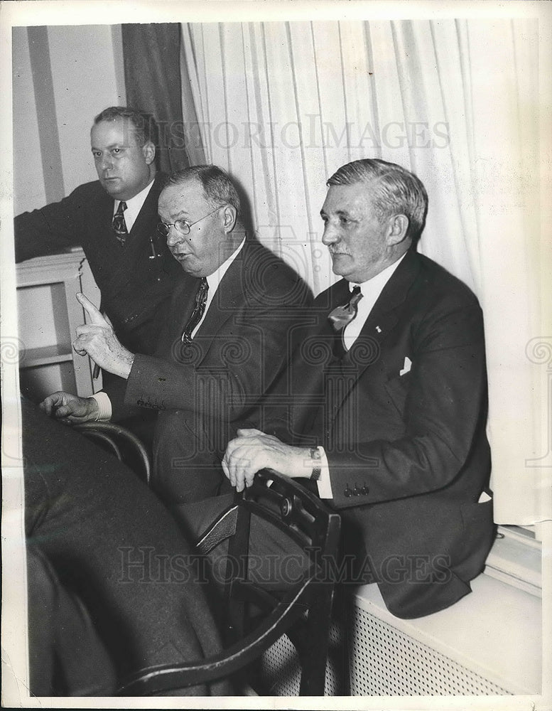 1937 Press Photo Auto Strike Unsettled General Motors Sec of Labor at conference - Historic Images