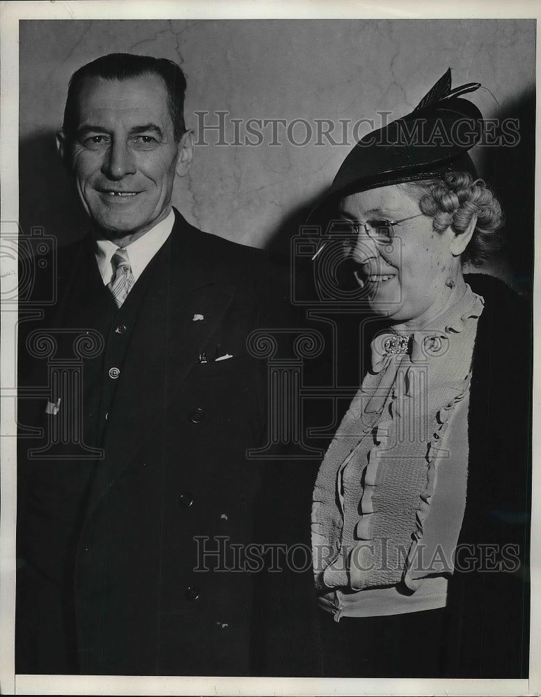 1939 Press Photo James D. Kennedy &amp; Stella Dysart Plead Guilty During Trial - Historic Images