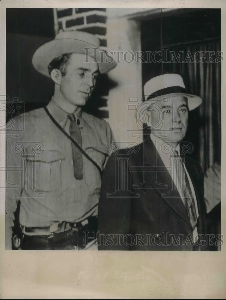 1937 Press Photo Alexandre Kupriaioff after being questioned by police - Historic Images