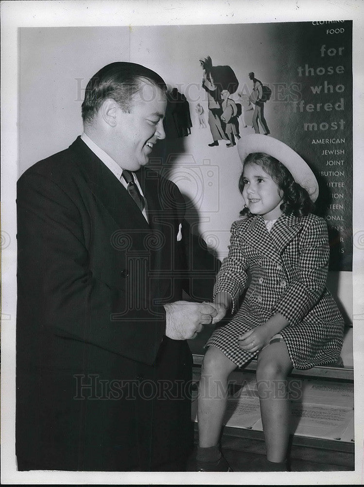 1946 Press Photo NYC Deputy Mayor Thomas Cordoban & Barb Goodman-Historic Images