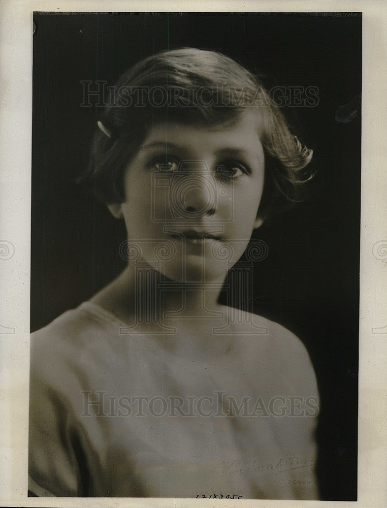 1927 Press Photo London, England Lady Sheila Cary for debut - Historic Images