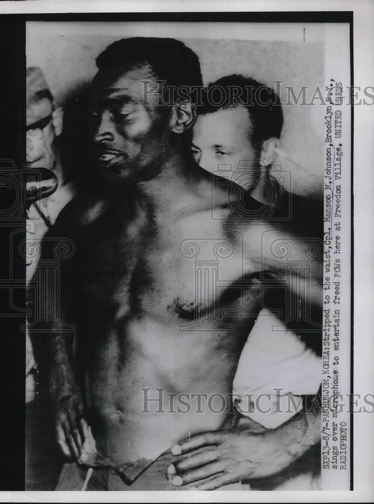 1953 Press Photo Cpl Manson Johnson Sings To Entertain Freed POWs - Historic Images