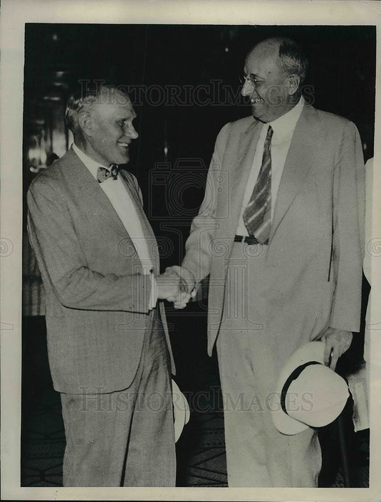 1934 Press Photo Warden Fred G. Zerbst at Leavenworth Prison, Homer Cummings - Historic Images