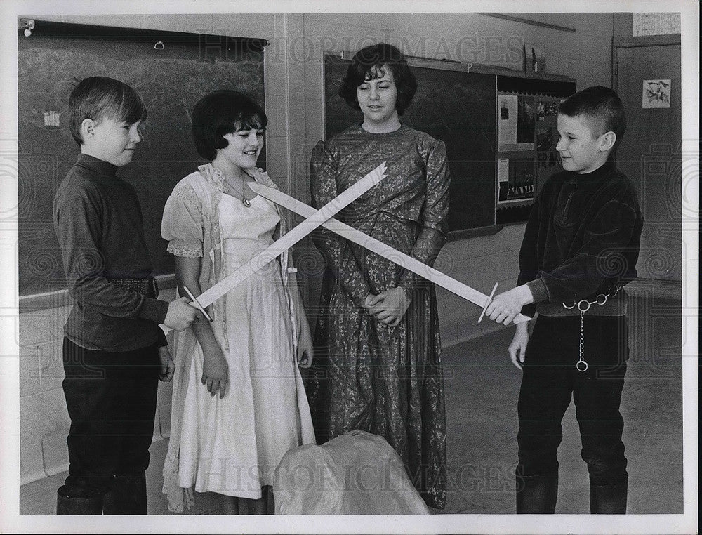 1968 Press Photo Mentor school play in Cleveland,Lawrence,Lampman, Pruzinsky-Historic Images