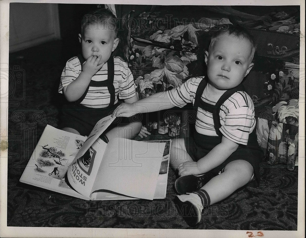 1949 Press Photo Jimmy &amp; Tommy Fougerousse of Cleveland, Ohio - Historic Images