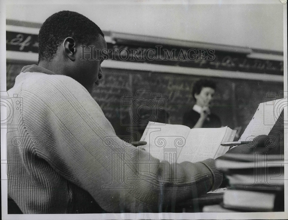 1961 Press Photo Peter Okongo Ndiege, 16, School of State Teachers College - Historic Images