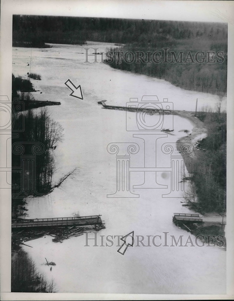 1949 Arial View of flooded river-Historic Images