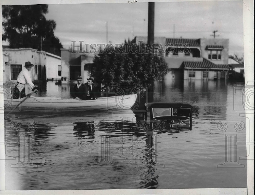 1935 Press Photo Survivors of flood in Long Beach-Historic Images