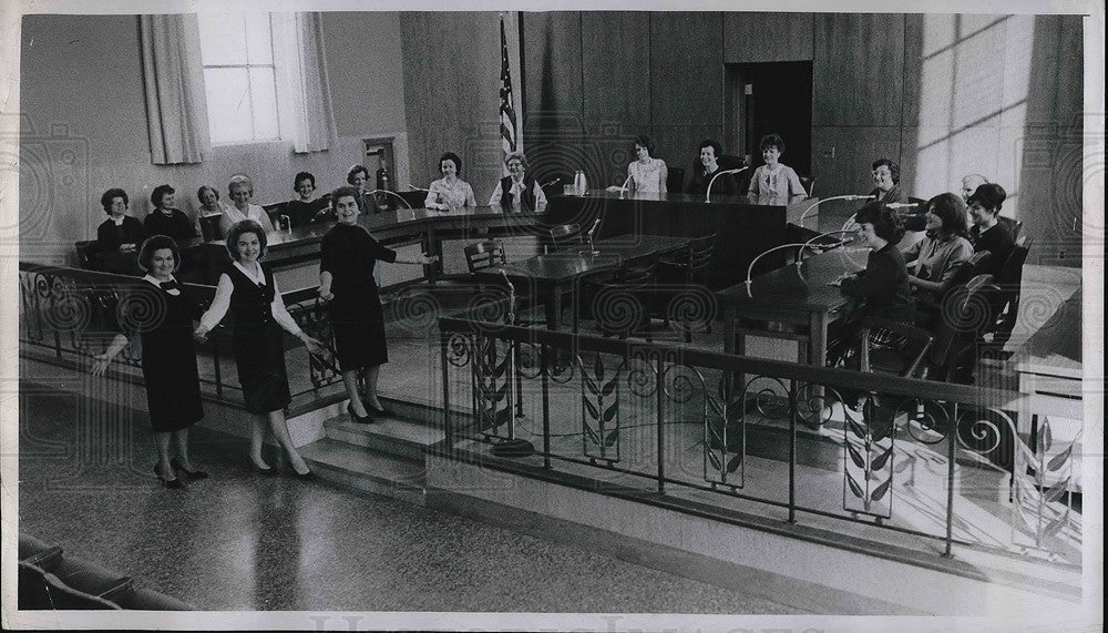 1955 Press Photo Parma Coucil City Hall Mary Felice, Dorothy Buden, Beatrice-Historic Images