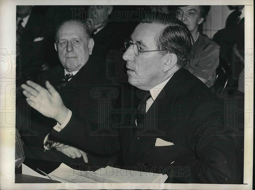 1945 Press Photo Wash.D.C. Sen. Claude Perrer of Fla. & Jesse Jones at Senate - Historic Images