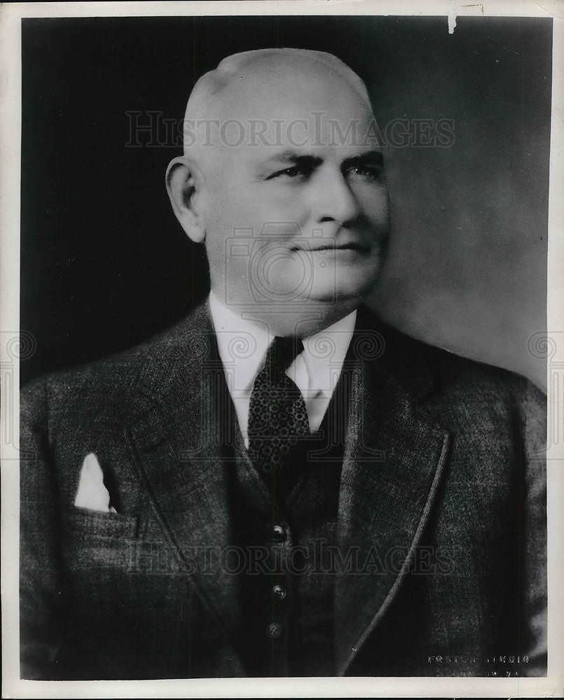 1945 Press Photo Dr Robert South Barrett, Alexandria, Va - Historic Images