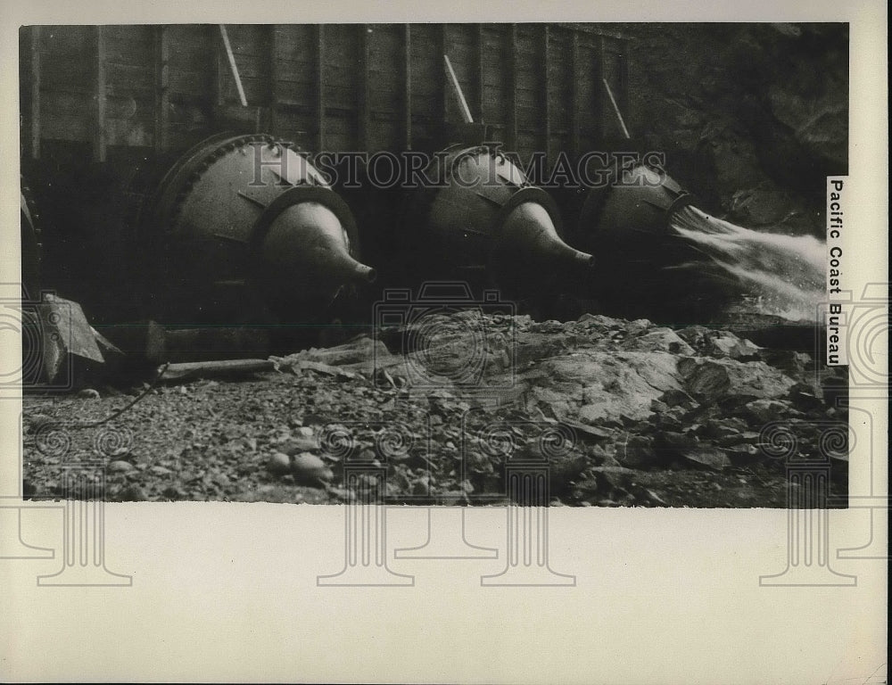 1926 Press Photo Irrigation valves. - Historic Images