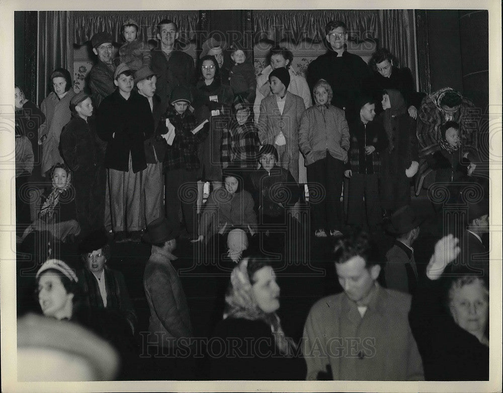 1945 People Gathered on Chester Ave to watch Christmas Parade - Historic Images