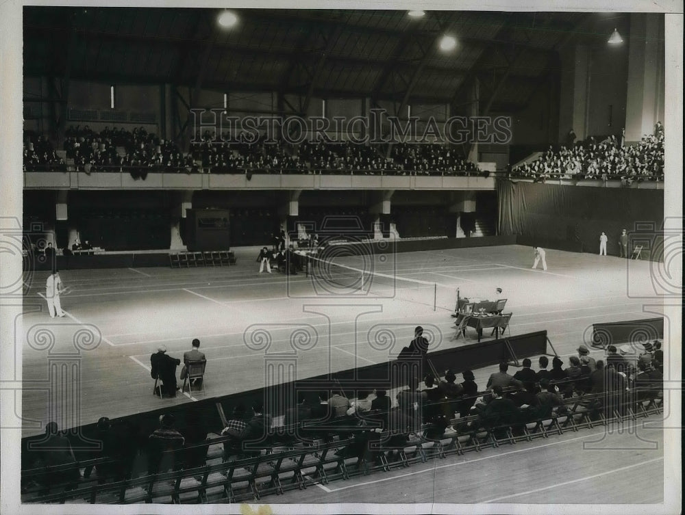 1936 Press Photo Gregory Mangin, Berkeley Bell, Regiment Indoor Tennis-Historic Images