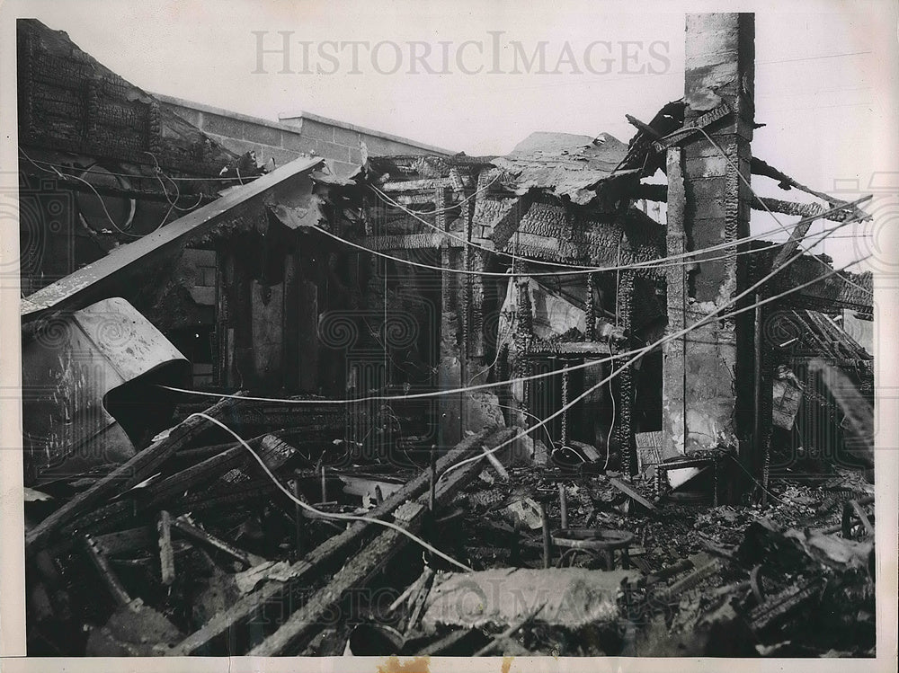 1936 Press Photo Fire Damaged Charlies Bar &amp; Grill In Little Ferry, NJ - Historic Images