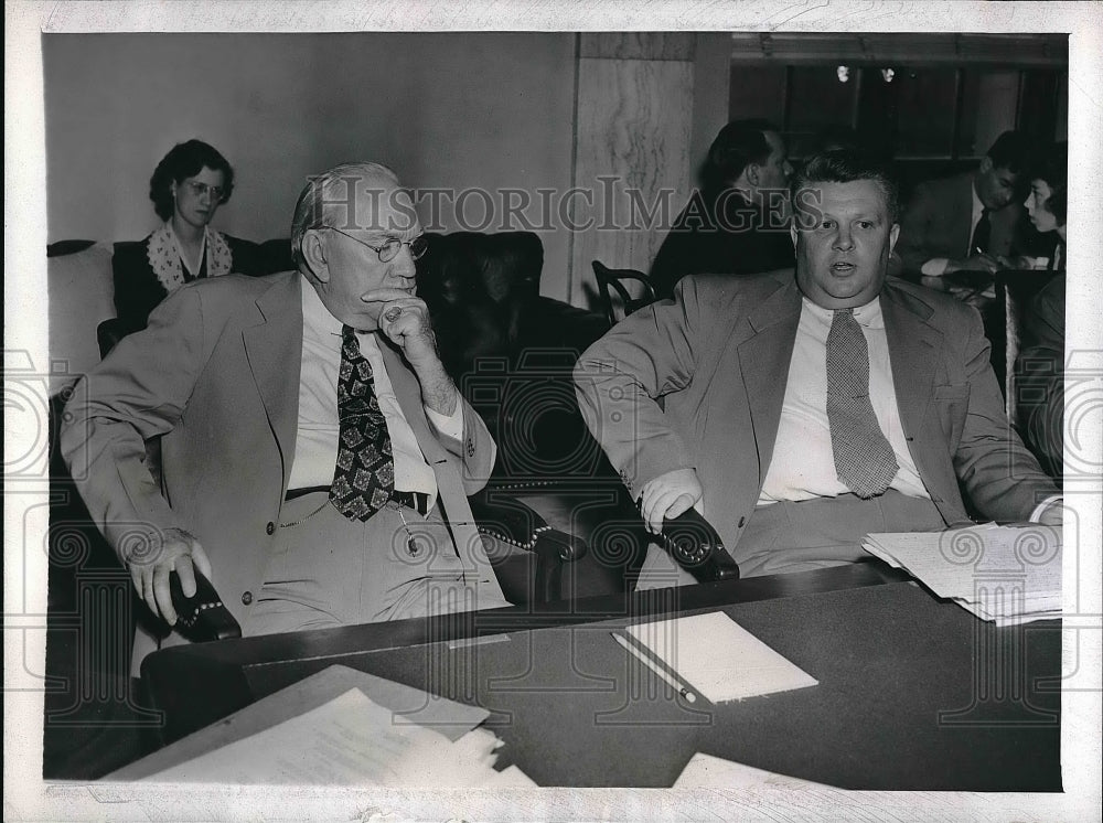 1943 Press Photo Farm Cooperatives charge petroleum industry with cartel doings - Historic Images