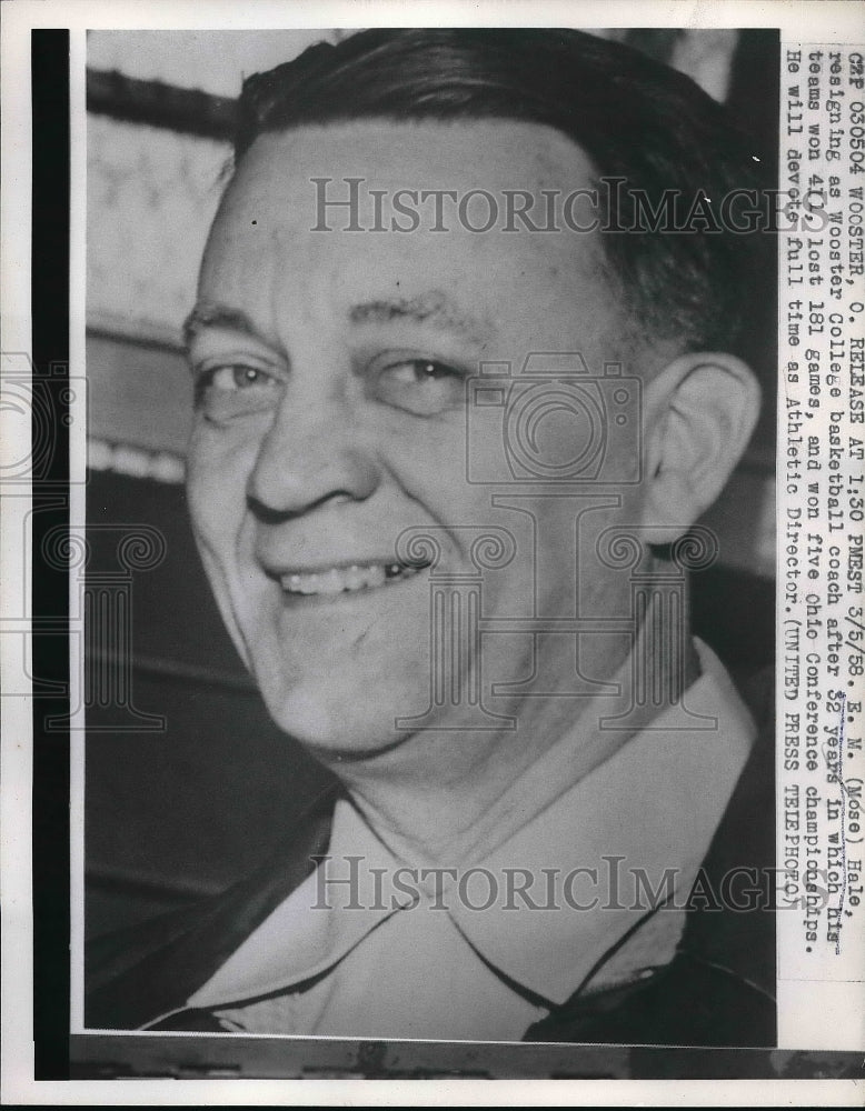 1958 Press Photo E.M. Hale Resigns as Wooster College Basketball Coach - Historic Images