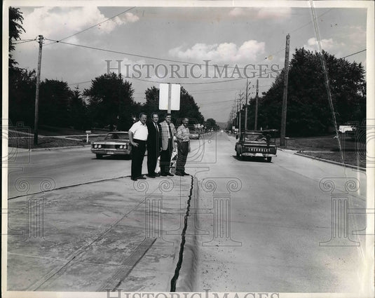 1969 Press Photo Councilmen Henry Zarilba Kenneth Stevens Hilbert Lanbacher - Historic Images
